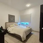 Beautiful Trend Apartment In Shatti Al Qurum, Bulevard Mall , Muscat